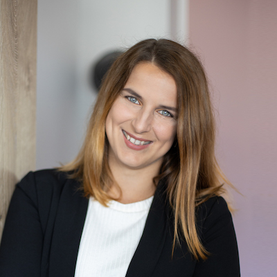 Foto unserer Dozentin Sarah Bößl