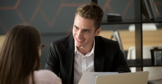 Coachingsituation mit Mann und Frau